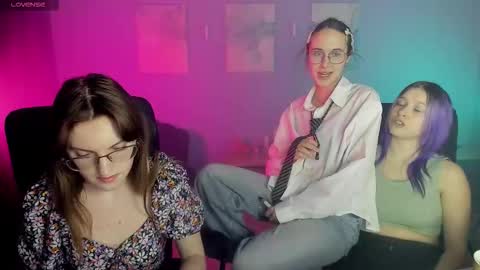 Snapshot of mona_cloud chatting on 19, 2, 2026 Mona online show from 19, 2, 2026