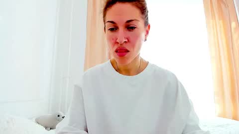 Mona online show from 26, 2, 2025