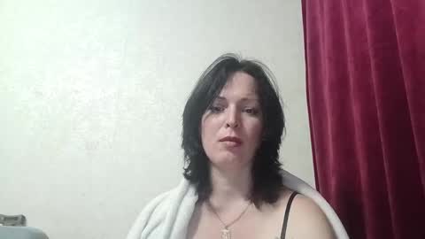 Snapshot of moncheriex chatting on 1, 6, 2026 Arina online show from 1, 6, 2026