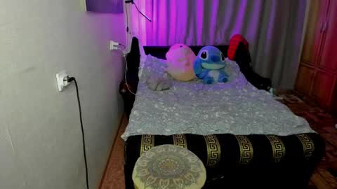 Monica Elder online show from 5, 6, 2026