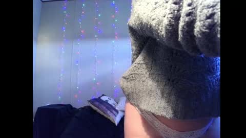 Monica online show from 13, 2, 2025