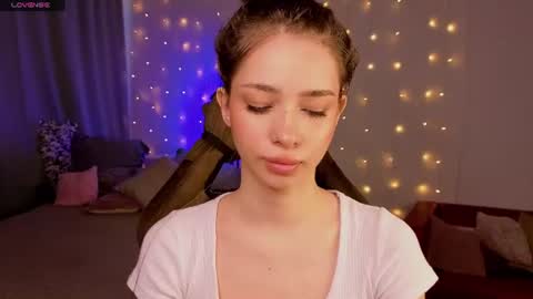 Hi  Im Monica  online show from 30, 6, 2026