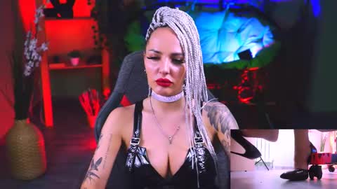 Monika online show from 11, 2, 2025