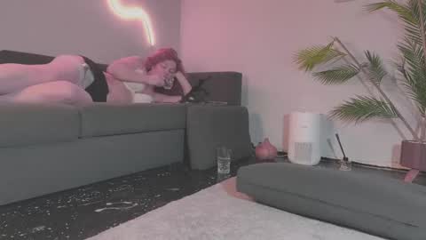 Monica online show from 14, 4, 2026