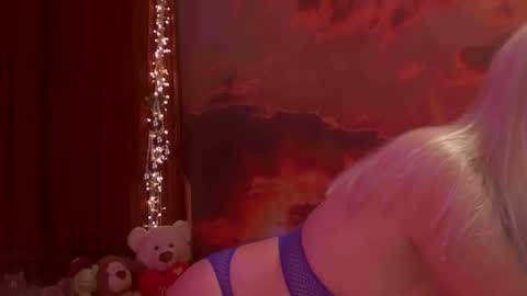 Snapshot of monicutex chatting on 14, 12, 2025 Monika online show from 14, 12, 2025