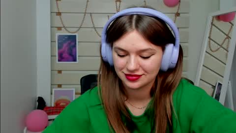 Monika online show from 27, 2, 2025