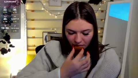 Monika online show from 5, 2, 2026