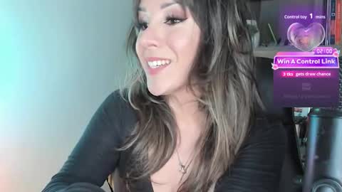 Snapshot of monilee69 chatting on 16, 12, 2025 Monilee online show from 16, 12, 2025