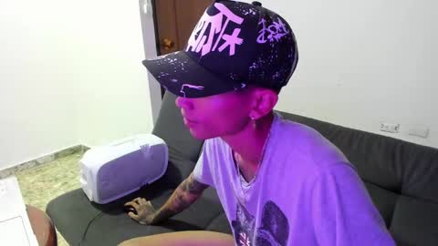 Snapshot of monkeyd_66 chatting on 9, 1, 2025 monkeyd_66 online show from 9, 1, 2025