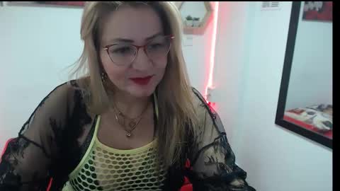 monserrat_diva online show from 20, 9, 2025
