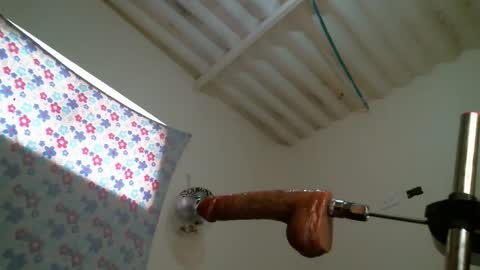 monserratsweet6 online show from 16, 12, 2025