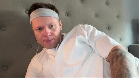 Monster D online show from 10, 4, 2026