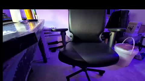 montananaa21111 online show from 3, 12, 2024