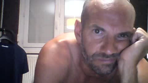 Snapshot of montmasse chatting on 1, 7, 2026 montmasse online show from 1, 7, 2026