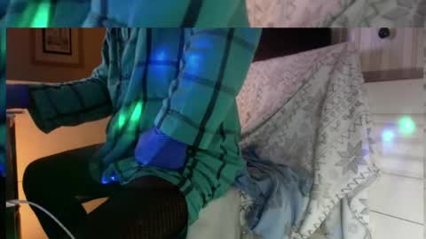 Snapshot of montydxxx2 chatting on 19, 5, 2026 montydxxx2 online show from 19, 5, 2026