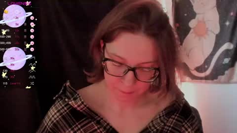 Snapshot of moon__girl chatting on 23, 7, 2026 Roxy online show from 23, 7, 2026