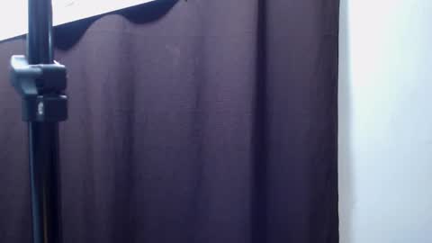 moon_and_fire_ online show from 17, 11, 2025