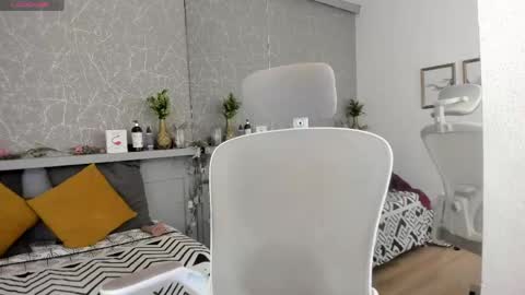 Sarah online show from 17, 4, 2026