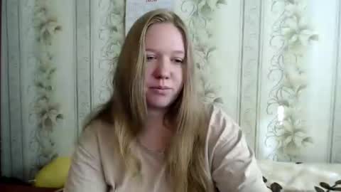 Snapshot of moon_linght000 chatting on 13, 7, 2026 moon_linght000 online show from 13, 7, 2026