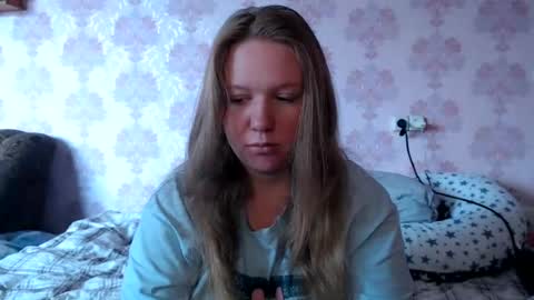 Snapshot of moon_linght000 chatting on 22, 7, 2026 moon_linght000 online show from 22, 7, 2026