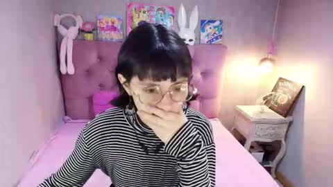 Snapshot of mooncharlotte chatting on 1, 2, 2026 Charlotte online show from 1, 2, 2026