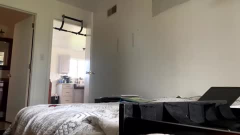 Snapshot of moondoggie00111 chatting on 4, 4, 2026 Moon Doggie online show from 4, 4, 2026