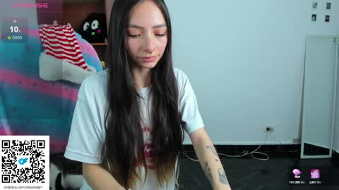 Snapshot of moonlady_ chatting on 18, 12, 2024 MOON  online show from 18, 12, 2024