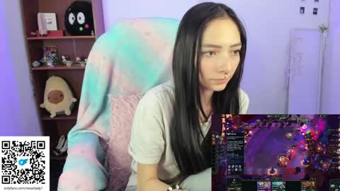 Snapshot of moonlady_ chatting on 18, 1, 2025 MOON  online show from 18, 1, 2025