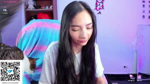 Snapshot of moonlady_ chatting on 1, 2, 2025 MOON  online show from 1, 2, 2025