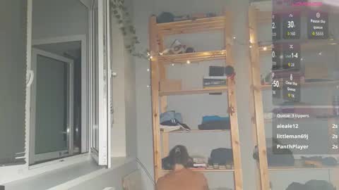 Snapshot of moonlight__lovers chatting on 9, 10, 2025 Dana online show from 9, 10, 2025