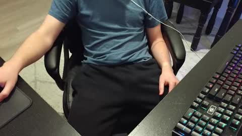 Snapshot of moonlighter7 chatting on 10, 11, 2025 moonlighter7 online show from 10, 11, 2025