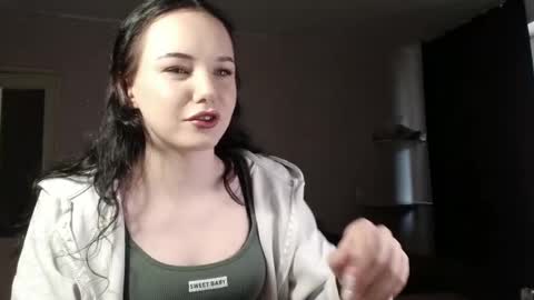 Snapshot of moonlightpoison chatting on 14, 5, 2026 moonlightpoison online show from 14, 5, 2026