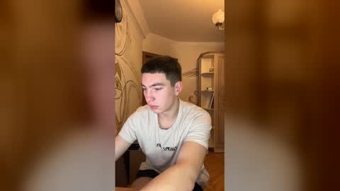 Snapshot of moonlightvera chatting on 16, 12, 2025 ARTUR online show from 16, 12, 2025