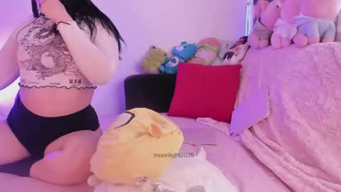 moonliight__ online show from 19, 5, 2026