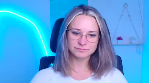 Susanna online show from 12, 1, 2026