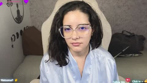 Moon Woman online show from 30, 1, 2025