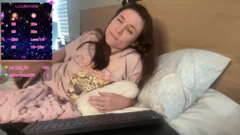 Snapshot of moorgasm3437 chatting on 24, 3, 2026 Double temptations online show from 24, 3, 2026