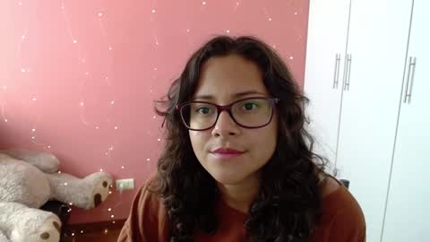 Mora Haze 3 online show from 25, 1, 2025