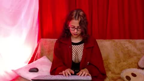 Mora Haze 3 online show from 31, 10, 2025