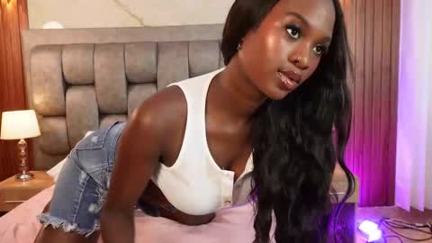 Snapshot of more_hott chatting on 29, 10, 2025 more hott online show from 29, 10, 2025