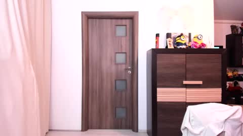 Snapshot of morelovely chatting on 2, 10, 2025 Carina online show from 2, 10, 2025