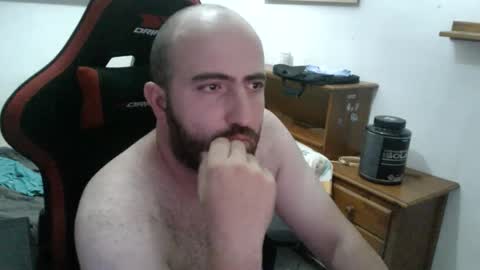 Snapshot of morenoch19 chatting on 9, 9, 2025 alejo online show from 9, 9, 2025