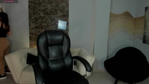 Snapshot of morganhicks chatting on 9, 6, 2026 Morgan Hicks online show from 9, 6, 2026