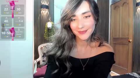 Snapshot of moriahhoe chatting on 24, 11, 2025 Moriah online show from 24, 11, 2025