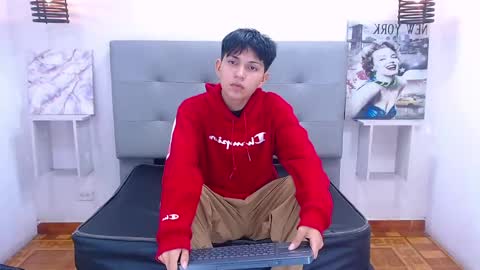 MORTELLE online show from 14, 11, 2025