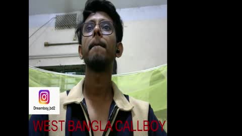 Snapshot of moso999 chatting on 17, 12, 2025 moso999 online show from 17, 12, 2025