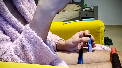 Snapshot of moss127 chatting on 15, 12, 2024 twennysevv27 online show from 15, 12, 2024