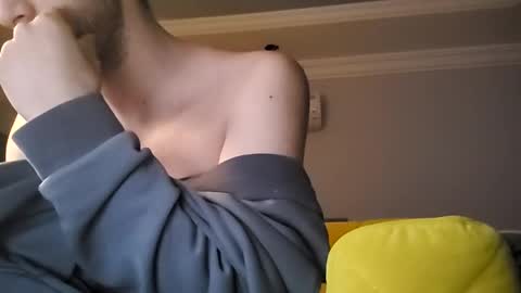 Snapshot of moss127 chatting on 1, 1, 2025 twennysevv27 online show from 1, 1, 2025