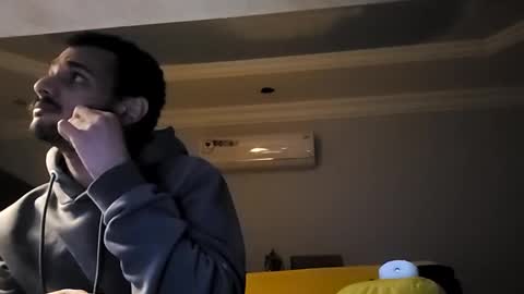 Snapshot of moss127 chatting on 1, 1, 2025 twennysevv27 online show from 1, 1, 2025