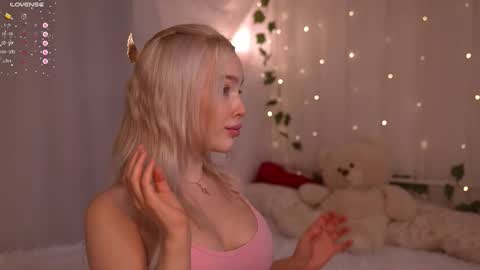 Snapshot of mother__of__dragons chatting on 12, 9, 2025 Deni and Jett my weekly schedule online show from 12, 9, 2025